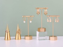 Big Gold Engagement Ring Holder – 2pcs, 3.1″ Height, Display Stand for Sellin…
