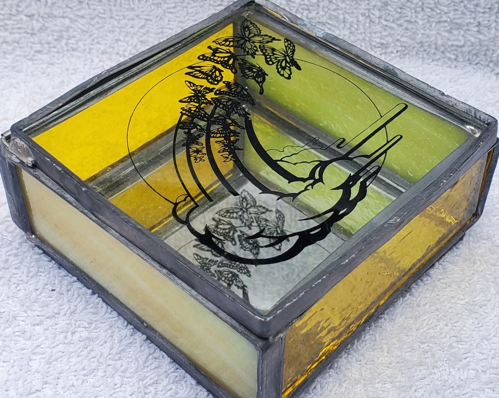 Vtg Stained Yellow Green Swirl Glass Jewelry Trinket Box Flying Butterfly Image
