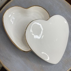Aerin Heart Box Ceramic 24K Gold Detailed NEW Keepsake Jewelry Container