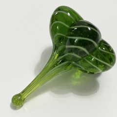 Elegant Art Glass Ring Valet Handcrafted Teardrop Green w White Swirls New 2.5”
