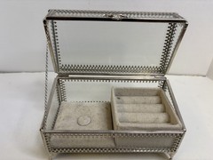Cynthia Rowley New York Beveled Glass Hinged Jewelry Box Silver Tone