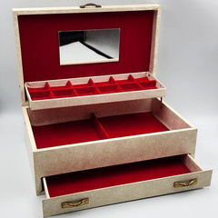 Vintage Jewelry Box 3 Tier w/Drawer Cream Ivory Red Velvet Interior