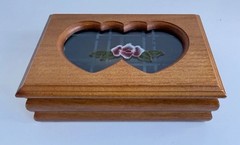Vtg Wooden Hinged Brown Jewelry Box Heart Shaped Glass Painted Roses 1980s 6.5×4