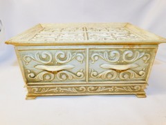 Vintage LERNER Jewelry Sewing Box Ornate White Faux Wood Brushed Gold GrannyCore