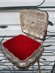 Godinger Vintage 1970’s Silver Plated Metal Red Velvet Lined Jewelery Box
