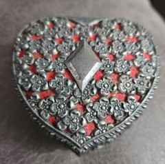 Vintage Silver Metal Heart Shaped Floral Jewelry Trinket Box Japan