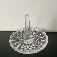 Crystal Ring Holder 24% Lead Crystal Made in USA Mint Condition 3″ Wide