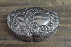Vintage Trinket Box Double Heart Love Bond Silver Plated Lined Jewelry Holder