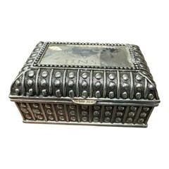 Jewelry box 0