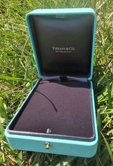 TIFFANY & CO : BLUE GIFT BOX FOR NECKLACE OR BRACELET EARRINGS 4.75 in x 3.75 in